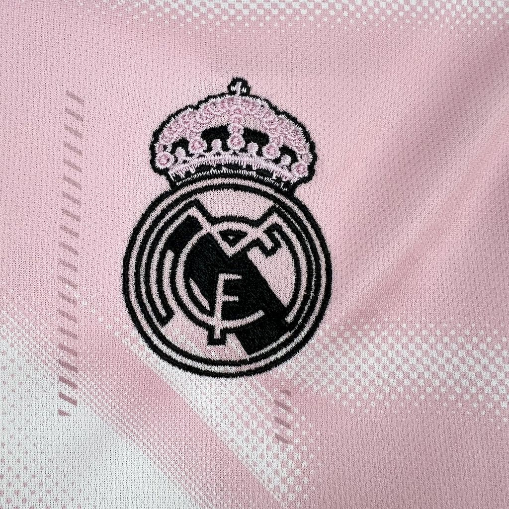 REAL MADRID PINK DROOMKIT