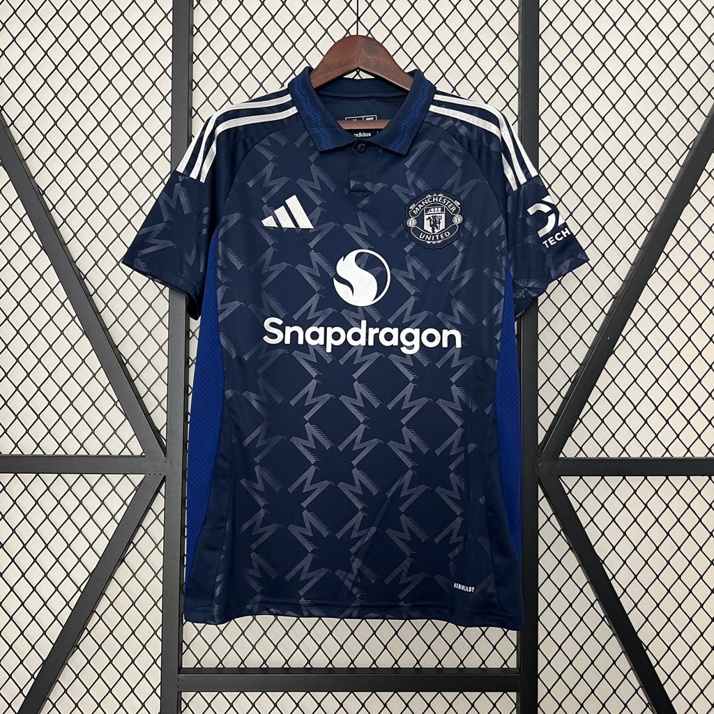 MANCHESTER UNITED 2024/25 SHIRT I 50% OFF!