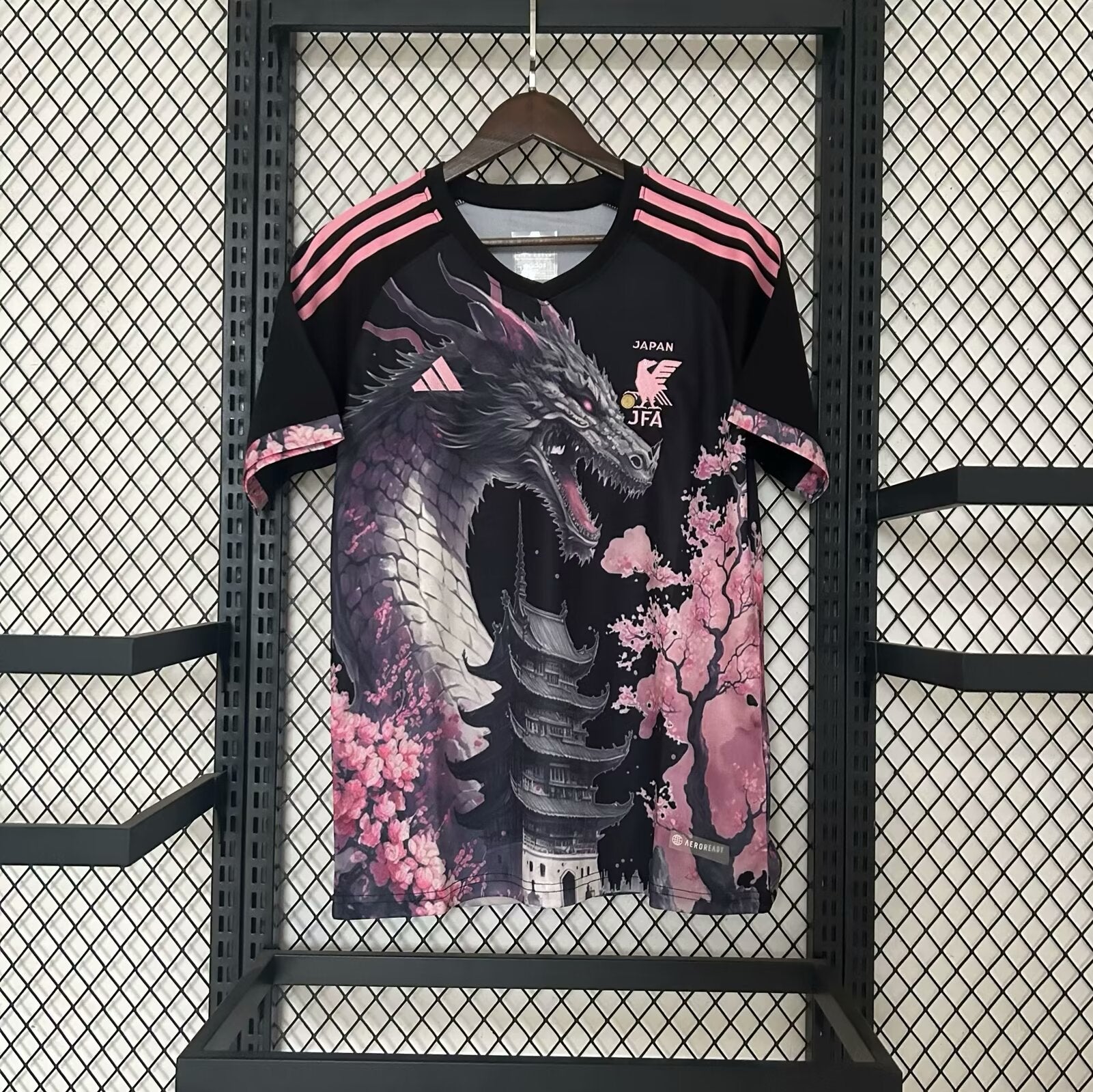 2023 JAPAN PINK DRAAK KIT SPECIALE EDITIE