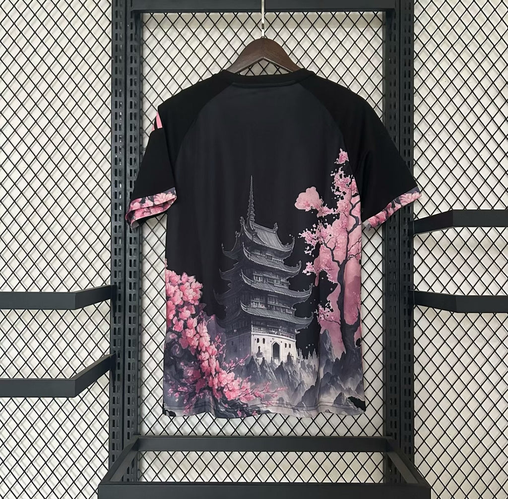 2023 JAPAN PINK DRAAK KIT SPECIALE EDITIE