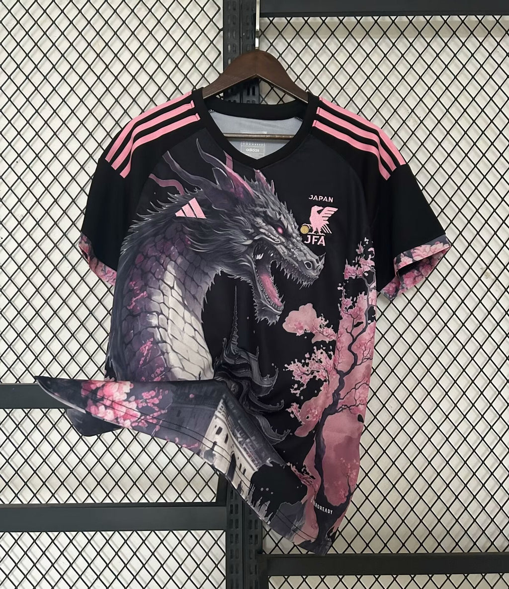 2023 JAPAN PINK DRAAK KIT SPECIALE EDITIE
