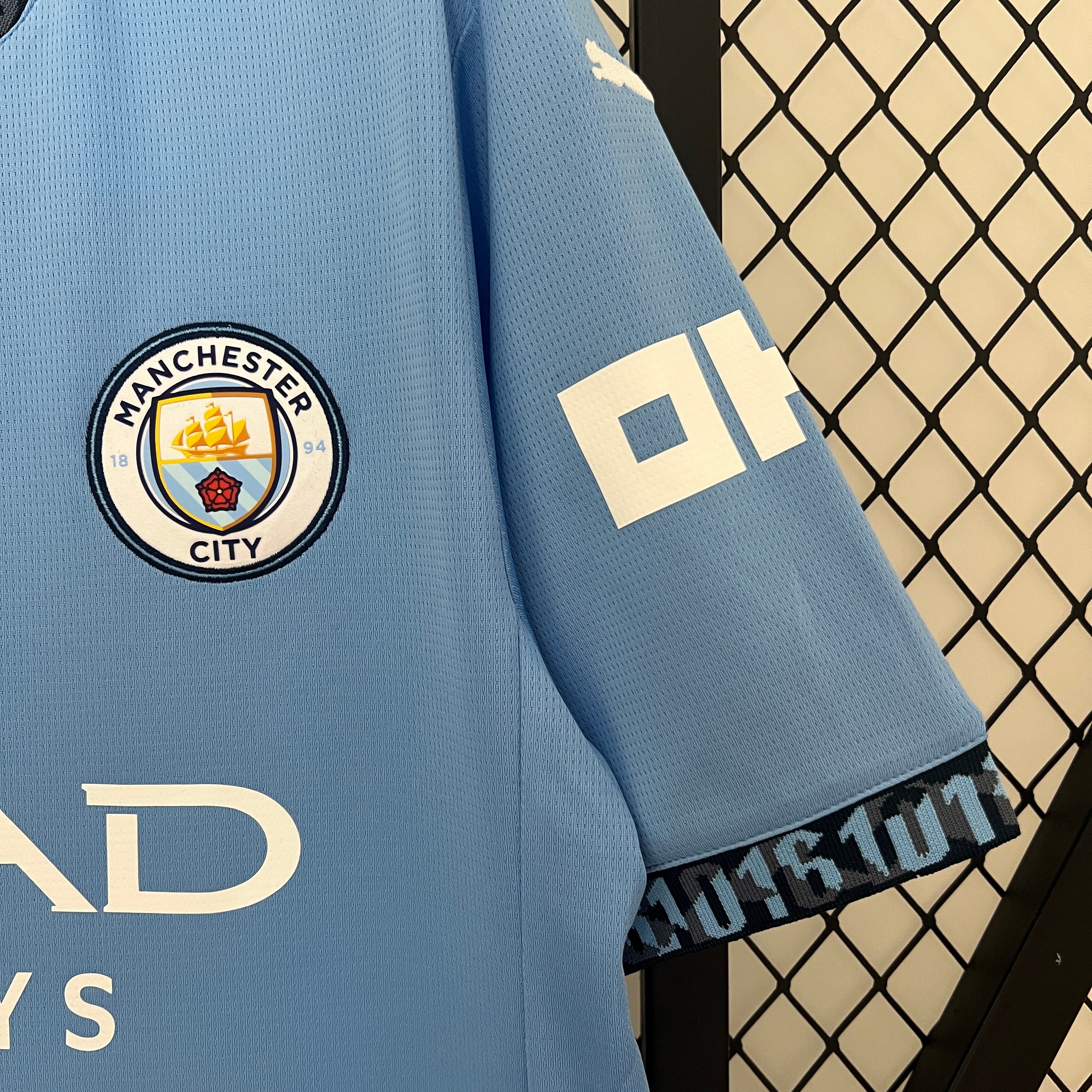 MANCHESTER CITY 2024/25 SHIRT I 50% OFF!