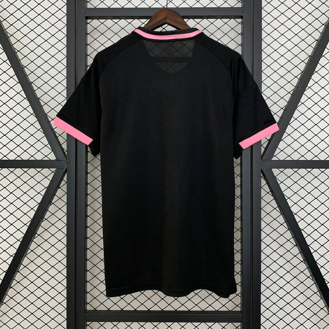 REAL MADRID PINK SLANGEN KIT