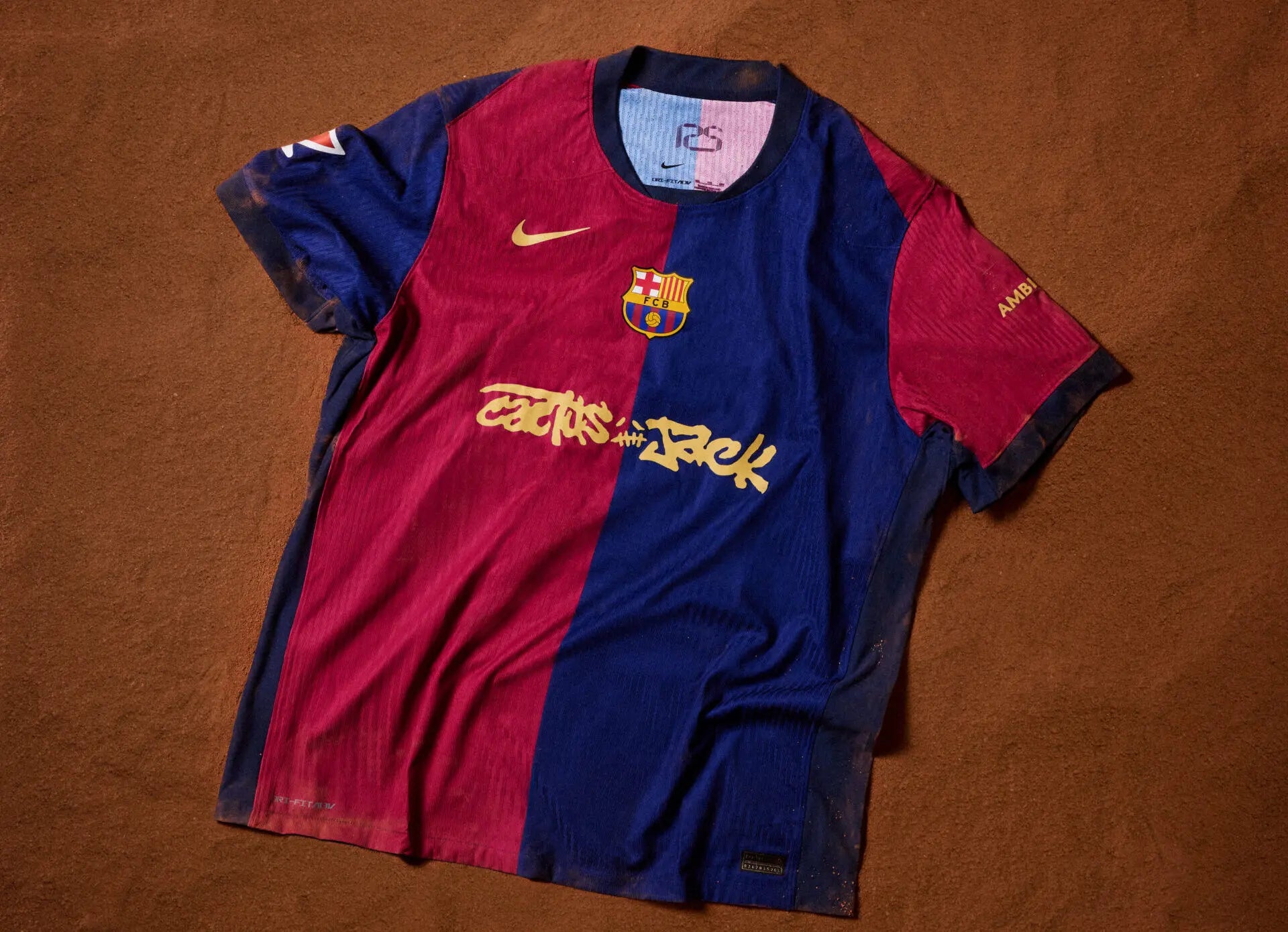 FC BARCELONA X TRAVIS SCOTT | LIMITED EDITION - 65% OFF!