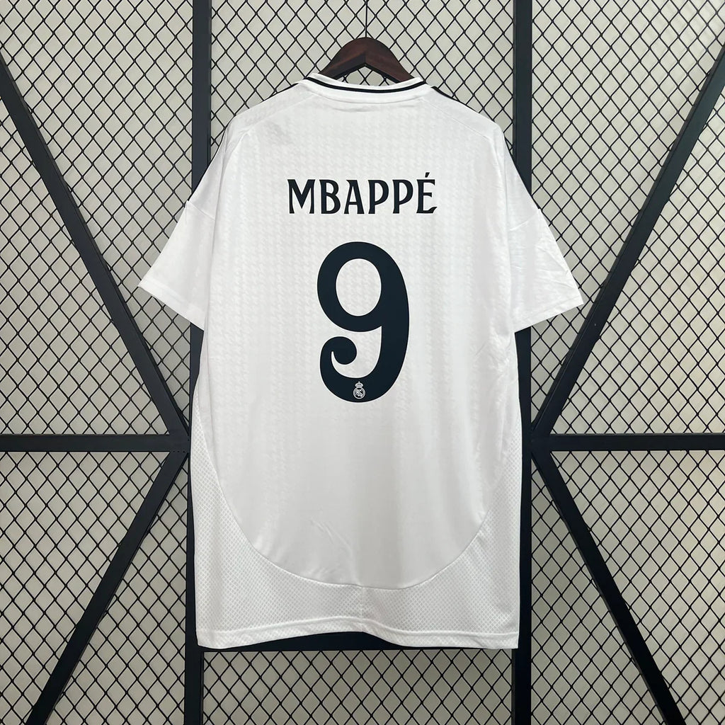 24/25 REAL MADRID HOME KIT I  75% OFF!