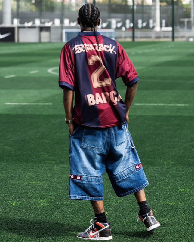 FC BARCELONA X TRAVIS SCOTT RETRO | LIMITED EDITION - 65% OFF!