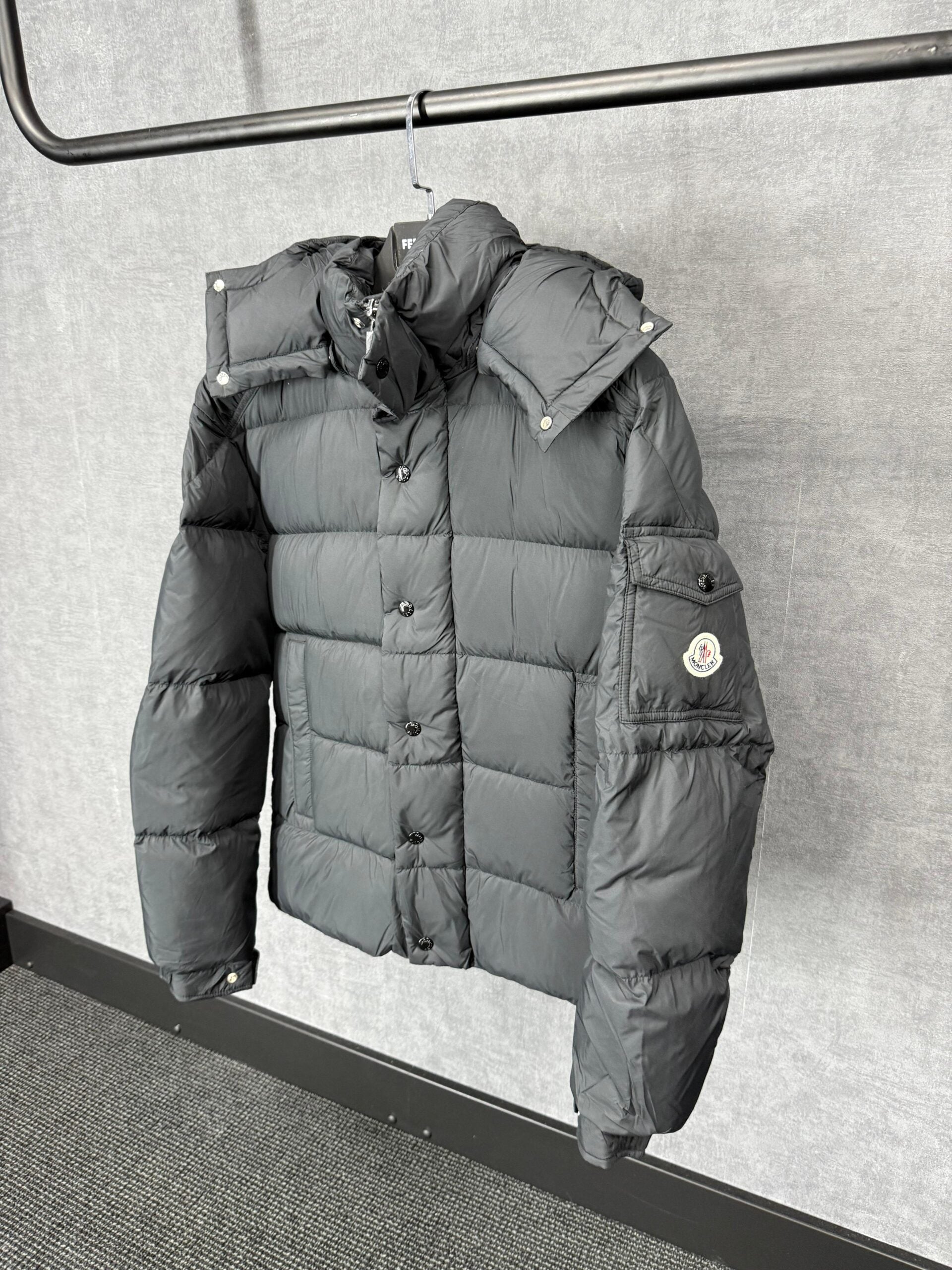 MONCLER VEZER JACKET